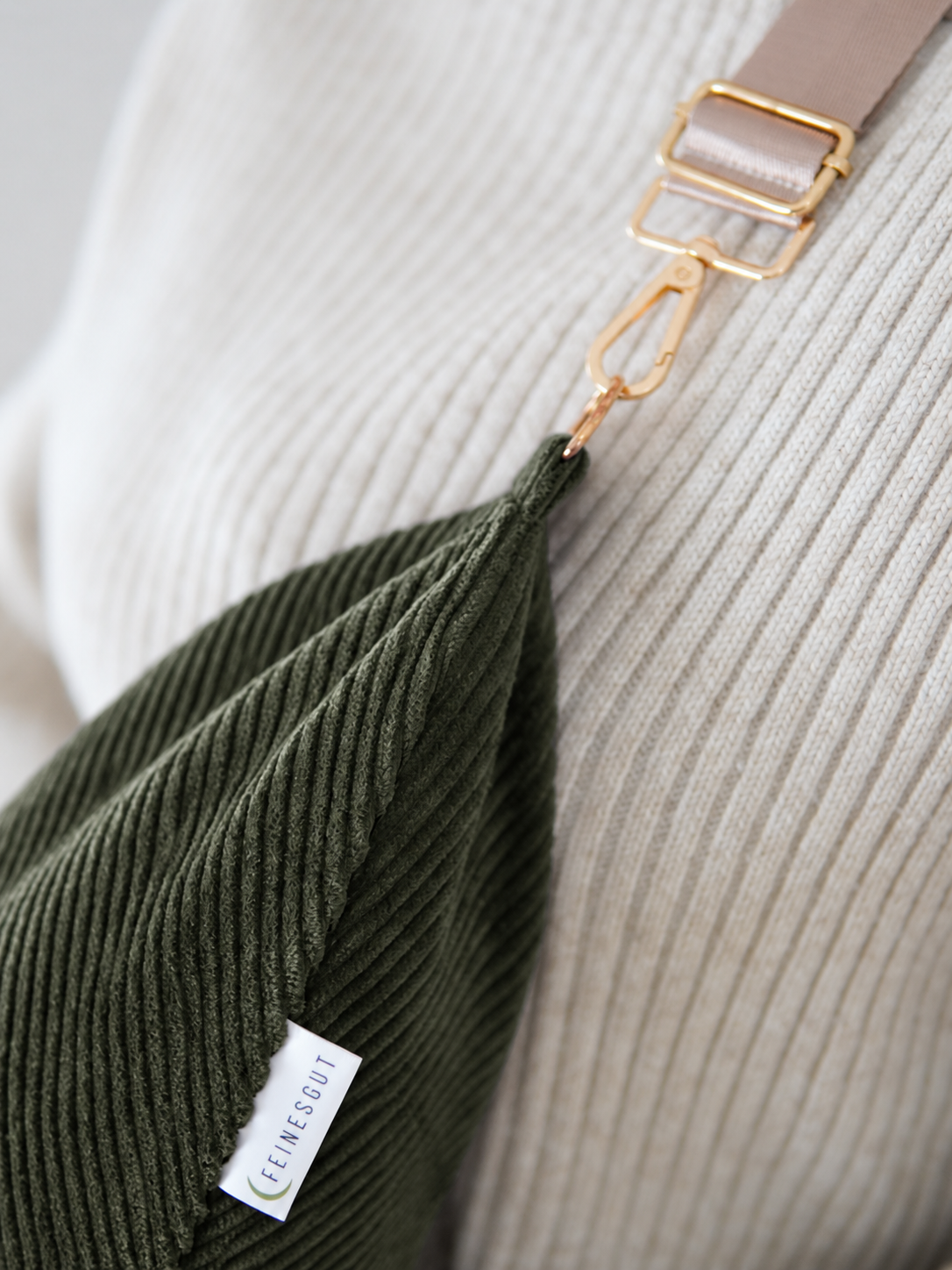 Stillkissen To Go – Cord Forest Green