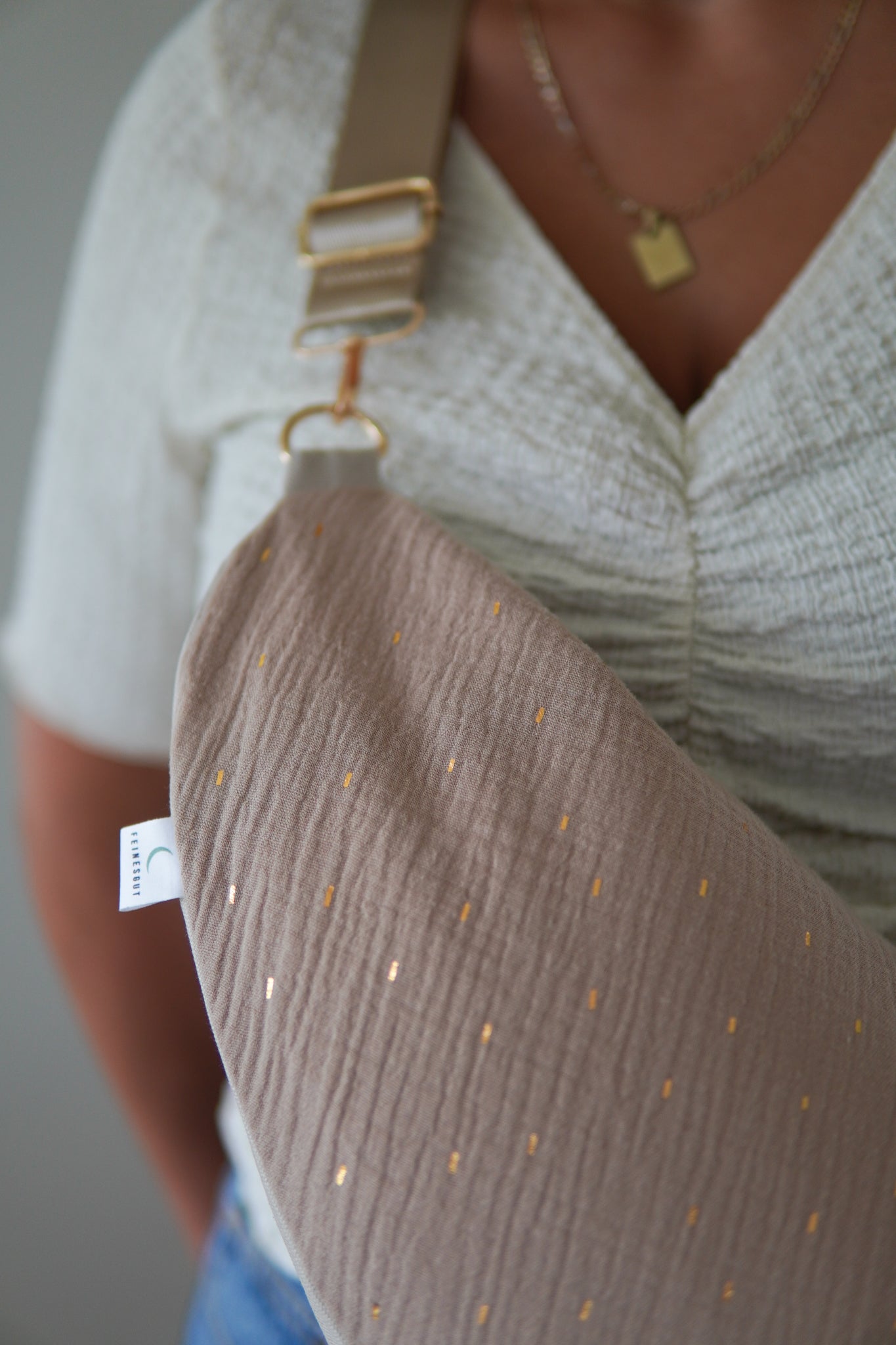 Stillkissen To Go – Champagne Gold Dust