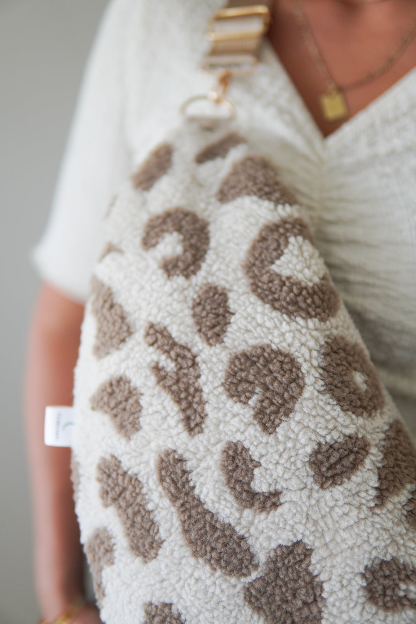 Stillkissen To Go – Leo Teddy