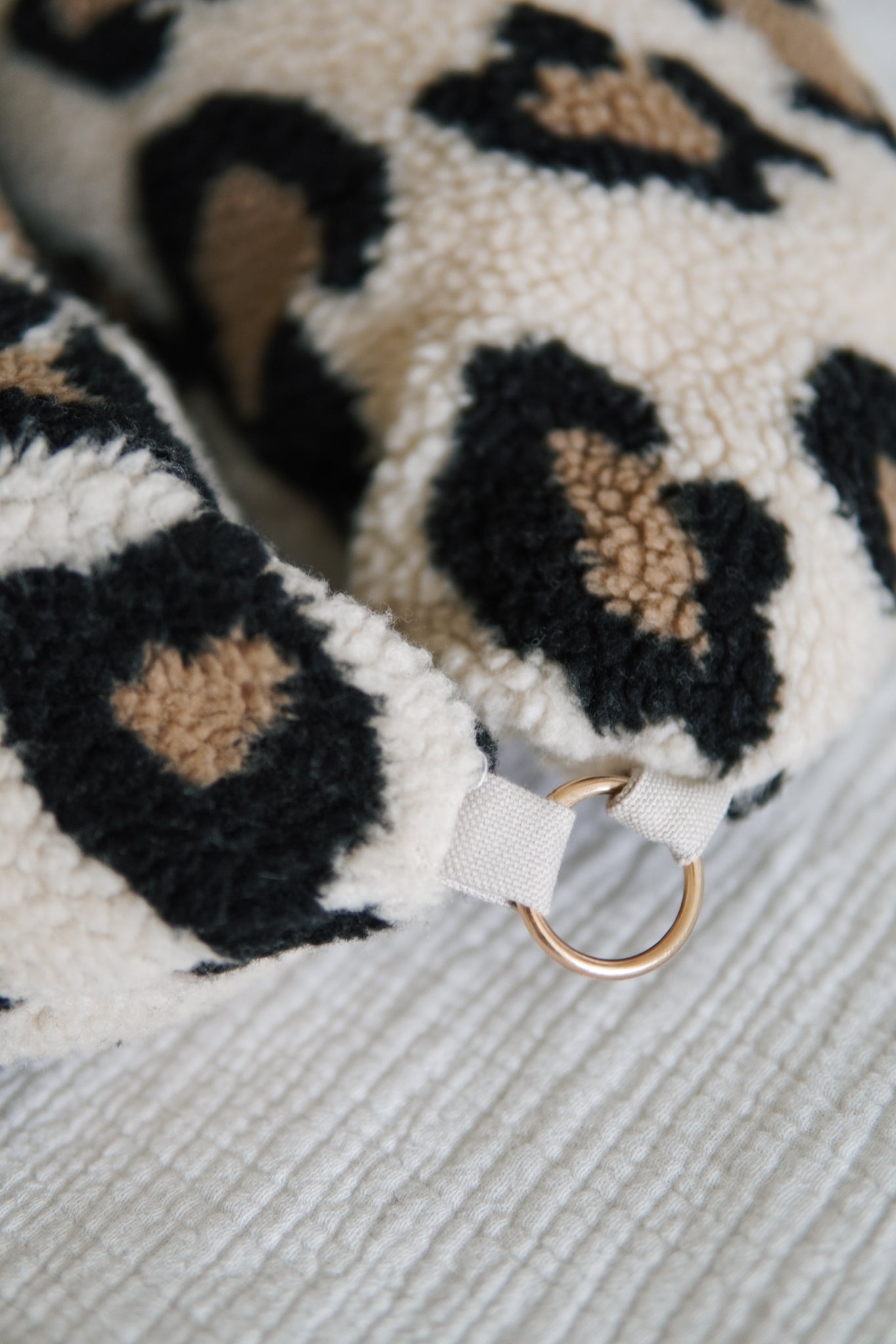 Stillkissen Home XL - Leo Savanna Teddy