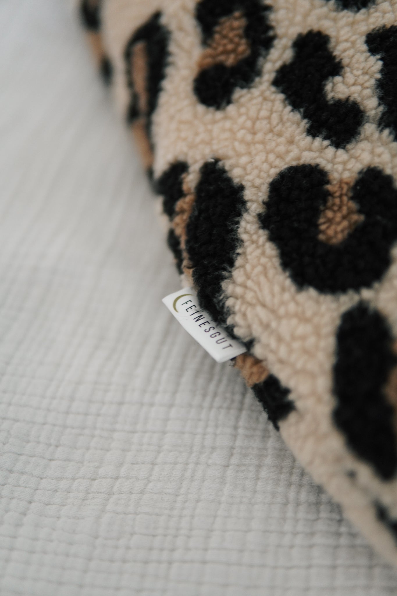 Stillkissen Home XL - Leo Savanna Teddy