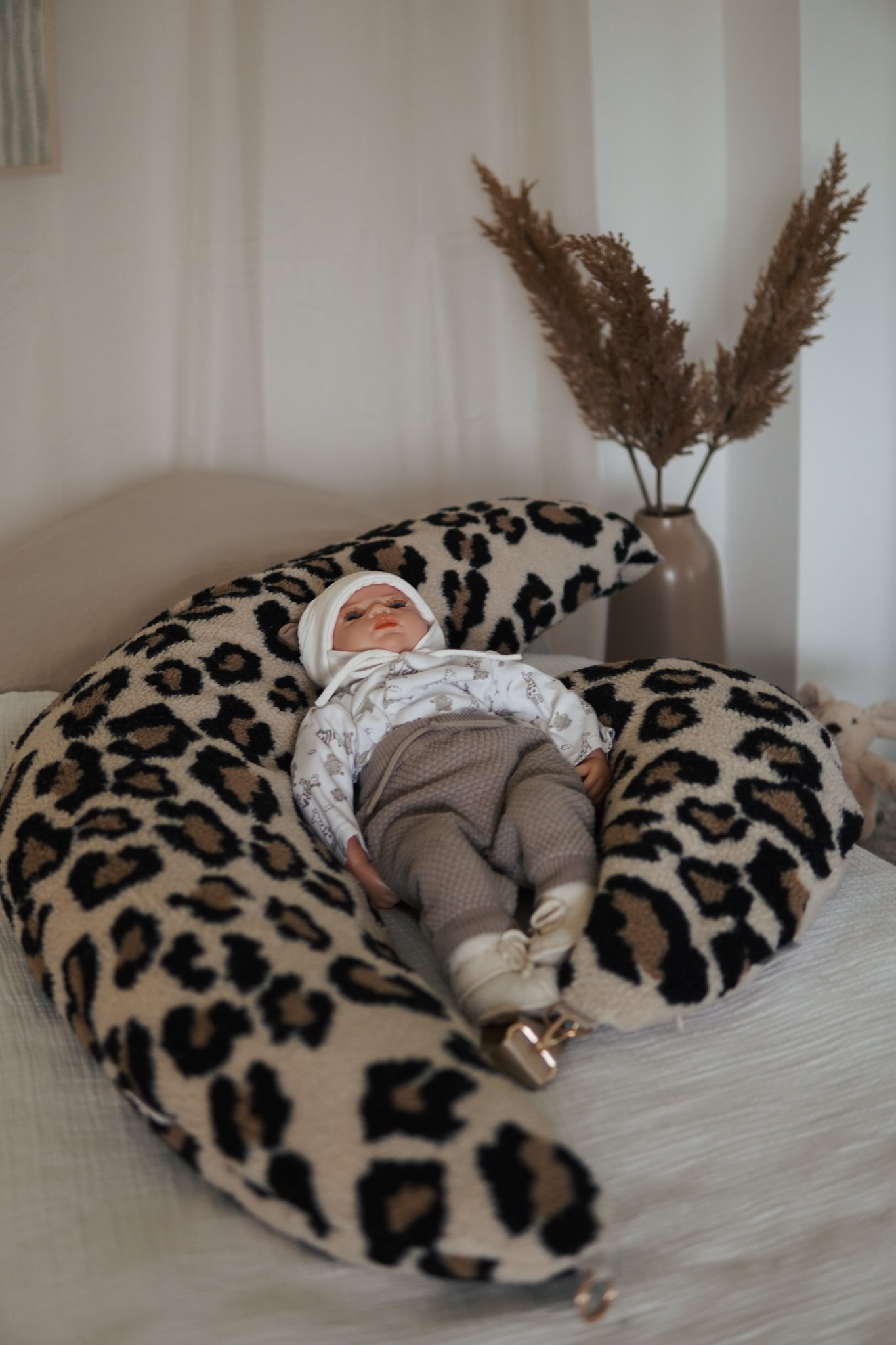 Stillkissen Home XL - Leo Savanna Teddy