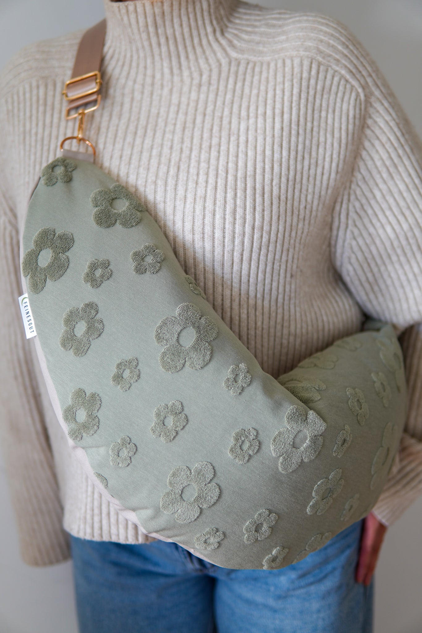 Stillkissen To Go – Olive Blossom